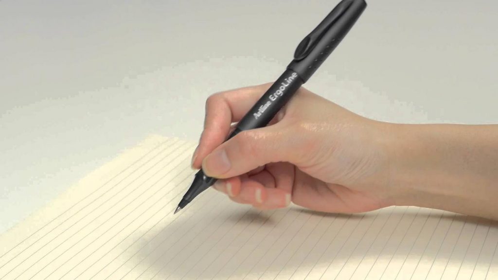 Lập dàn ý thuyết minh về cây bút bi chi tiết
