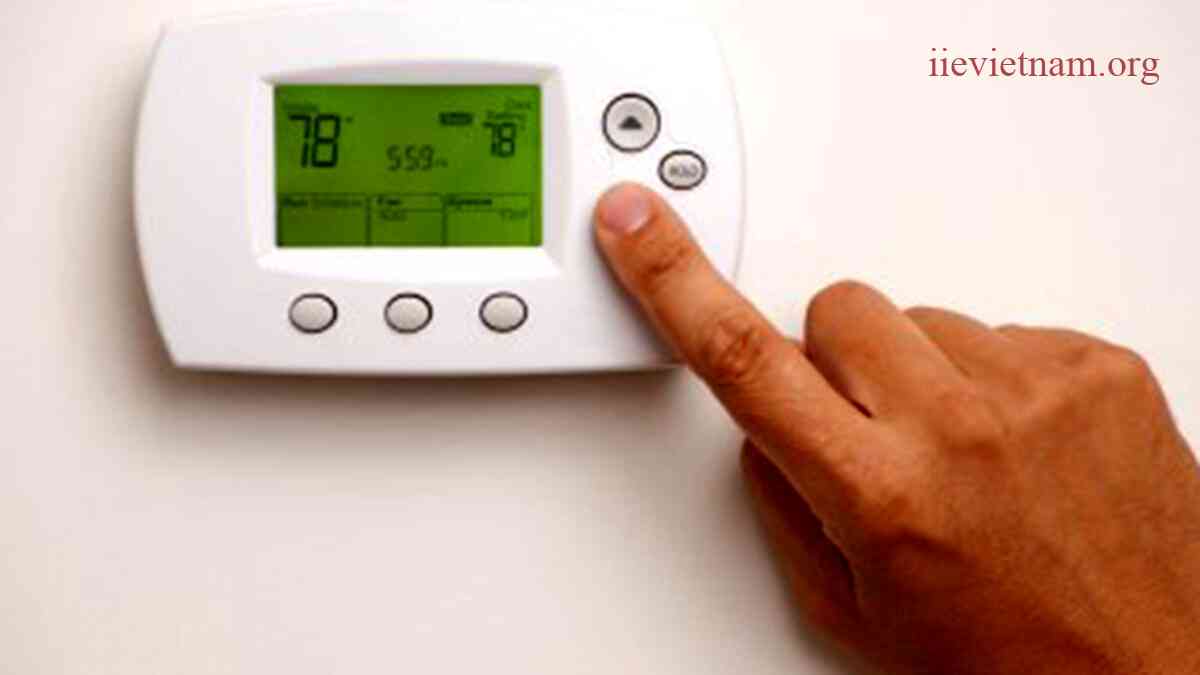 what-does-hold-mean-on-a-thermostat-understanding-the-function-and