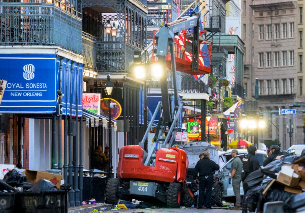 Shamsud-Din Bahar Jabbar on Bourbon Street Video