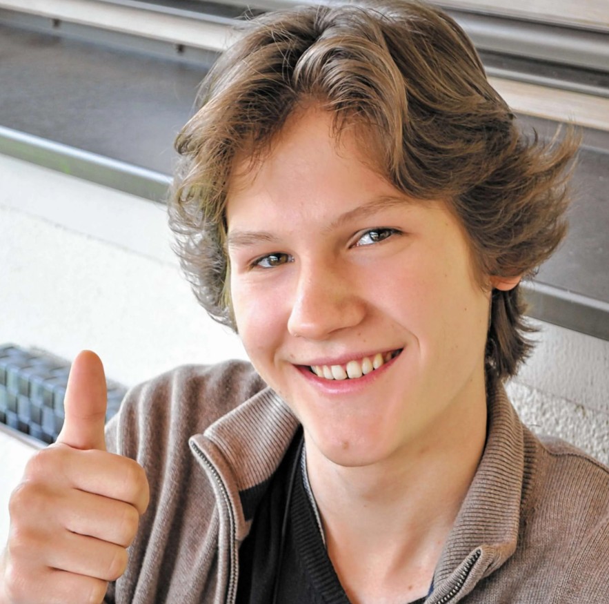 Manuel Otto Stick Run Video and The Twitch Livestream Suicide Incident